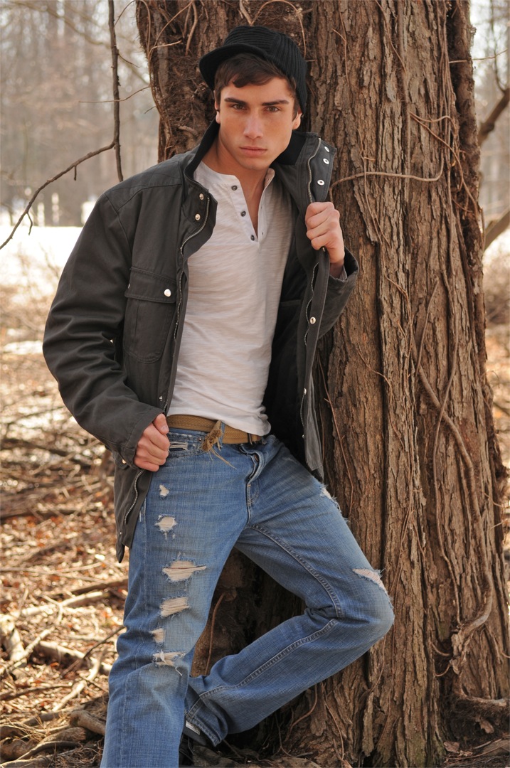 Male model photo shoot of Hagan Notman