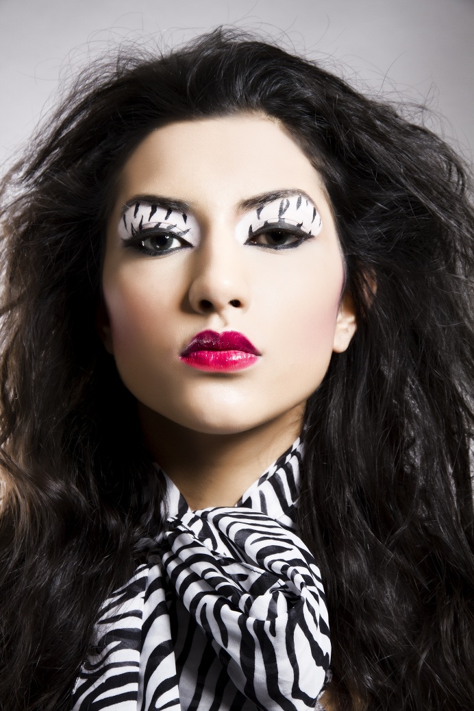 Female model photo shoot of Lima 