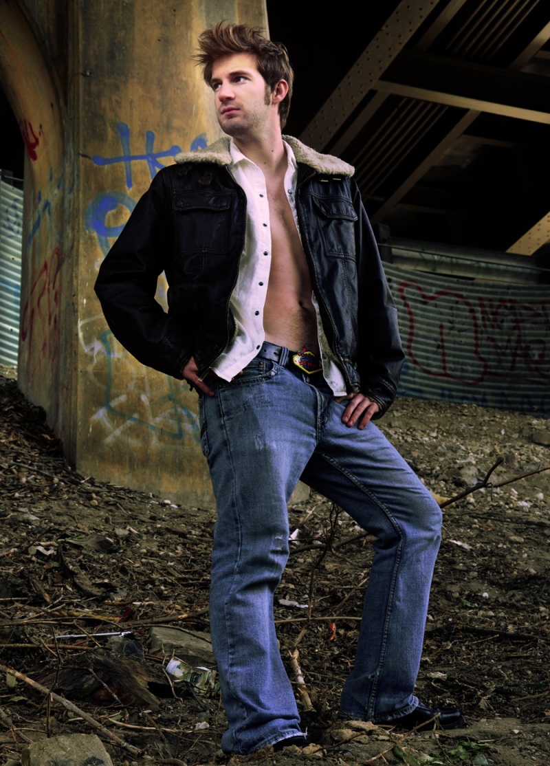 Male model photo shoot of Maxwell Nardini