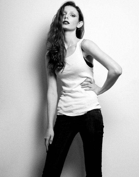 Female model photo shoot of Sarah Fawn