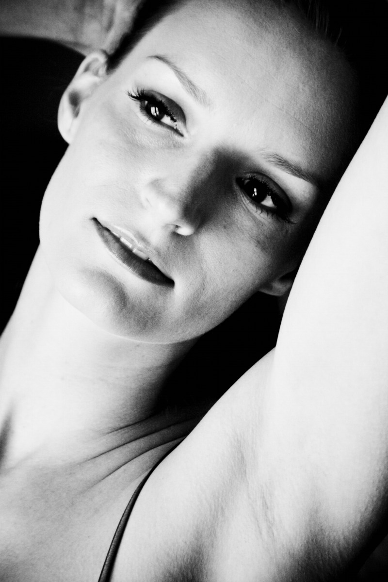 Female model photo shoot of Lise Baker