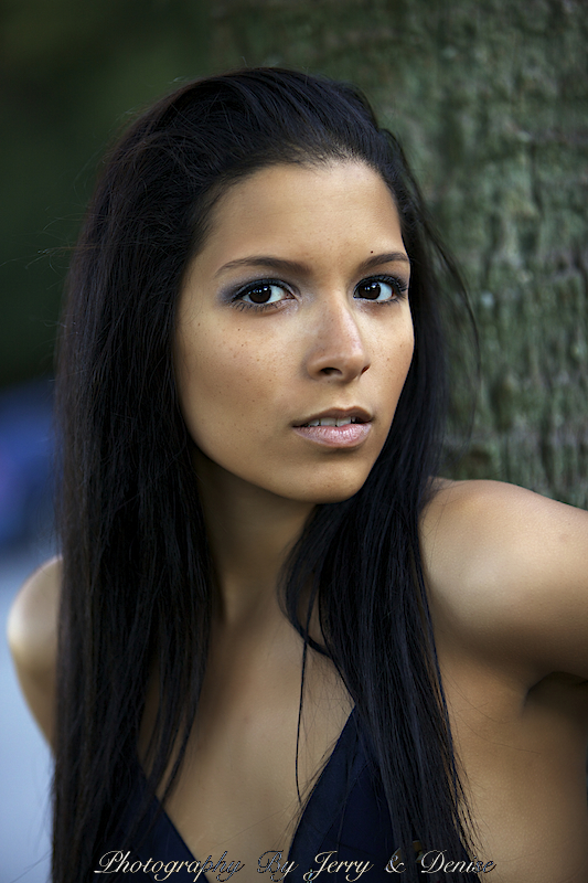 Female model photo shoot of Gloria Vasquez