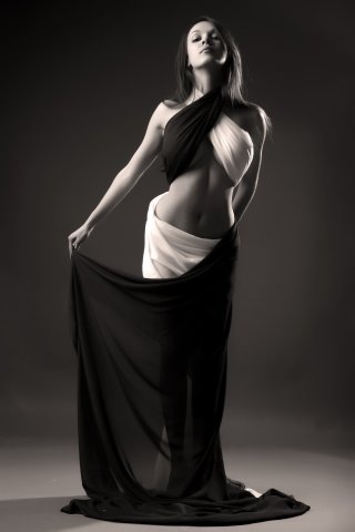 Female model photo shoot of Olga Ufimtseva