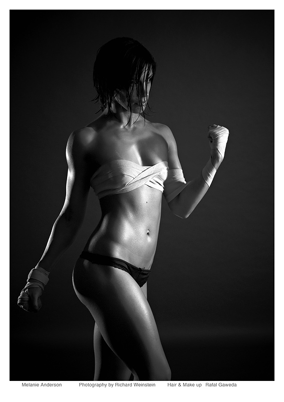 Female model photo shoot of melanie418