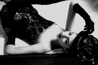 Female model photo shoot of Juliette den Ouden