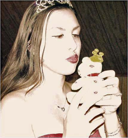 Female model photo shoot of krista dejesus