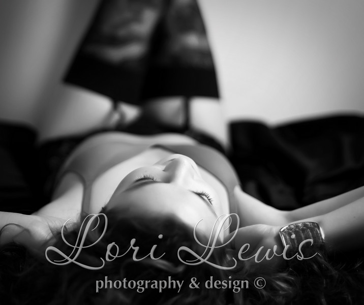 Female model photo shoot of Lori Lewis Photography 