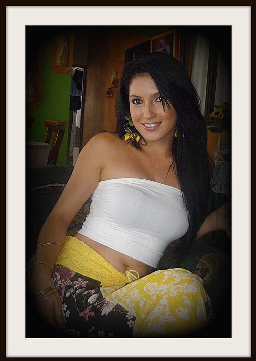 Female model photo shoot of Leila Victoria in Barranquilla