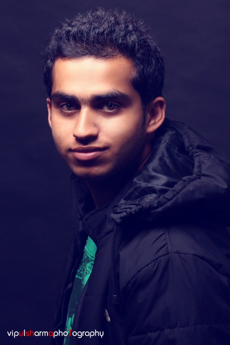 Male model photo shoot of Vipul Sharma