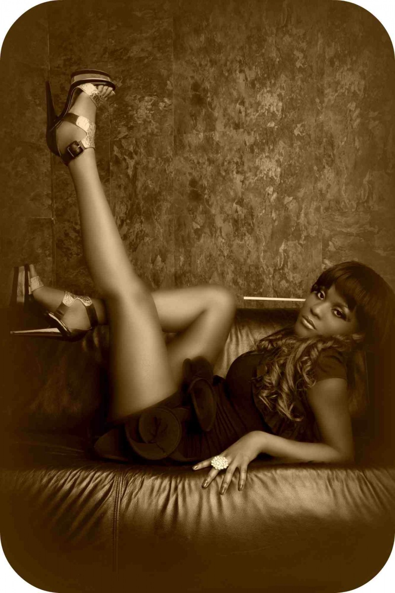Female model photo shoot of Tina Queen