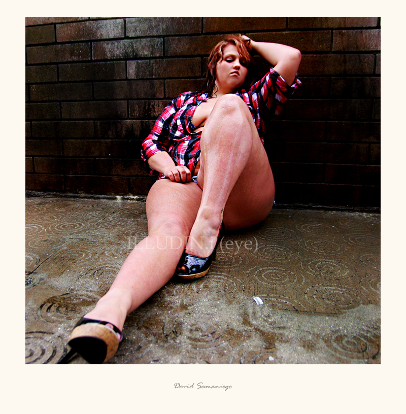 Female model photo shoot of Kristin Childers