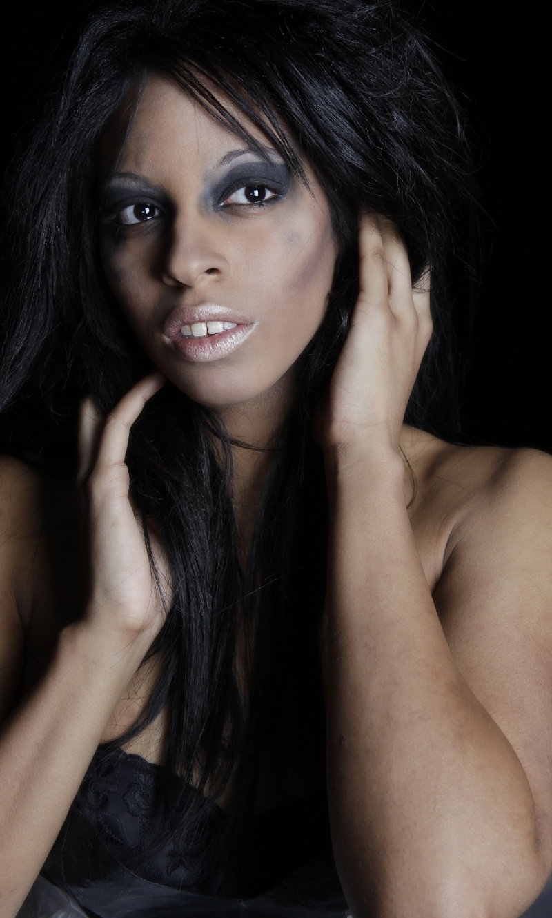 Female model photo shoot of Dharma Gee