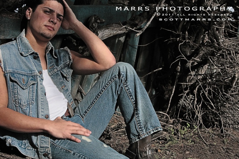 Male model photo shoot of eduardo fuentes