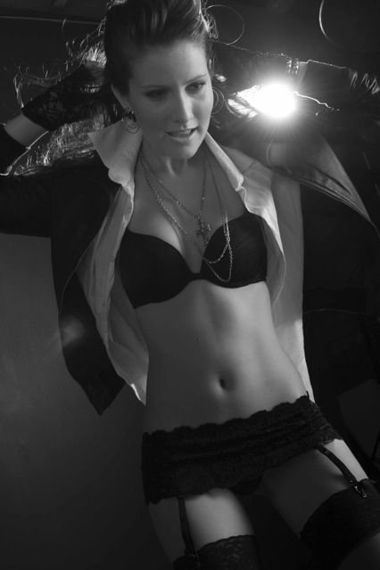 Female model photo shoot of Hannah Mikaela by Rik Williams