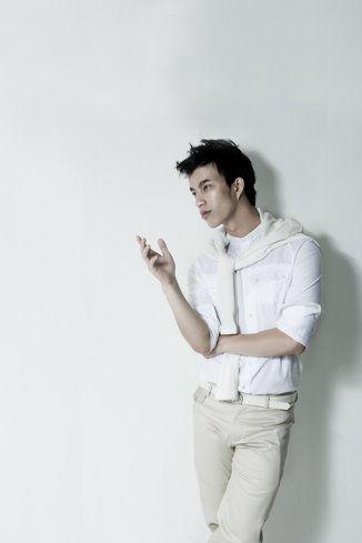 Male model photo shoot of SonnyP