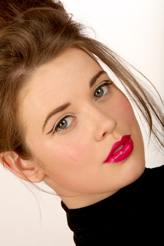 Female model photo shoot of Jess Halpin