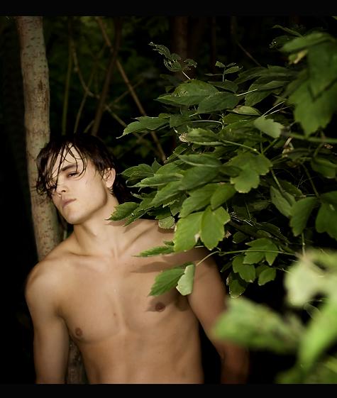 Male model photo shoot of Filip13