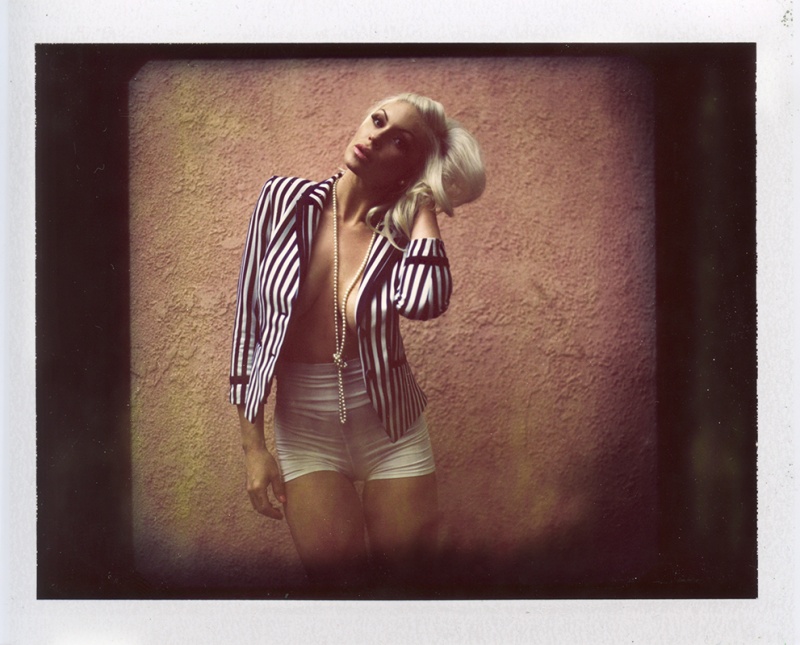 Female model photo shoot of Bridget Blonde