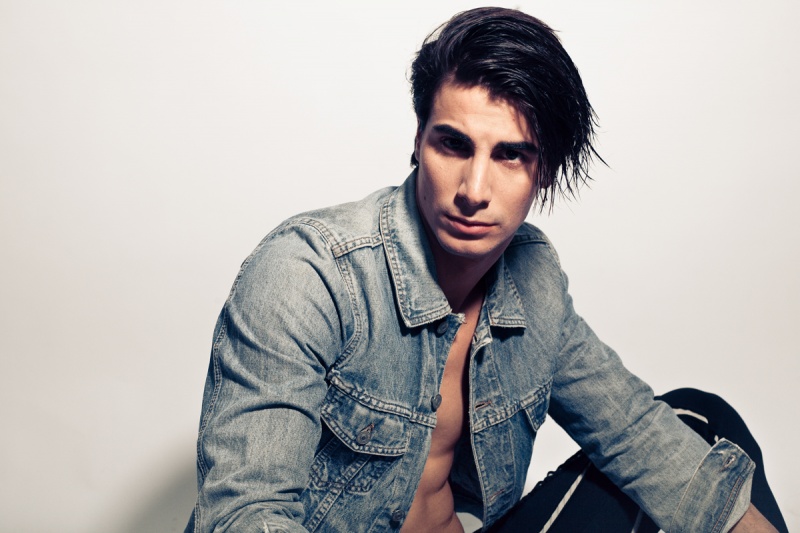 Male model photo shoot of Santi Bernabeu in Milan