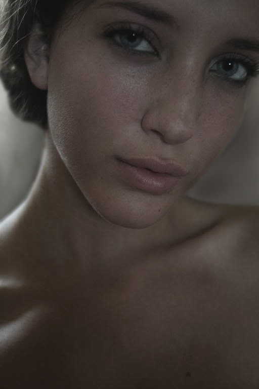Female model photo shoot of _Tiffany_Nicole_