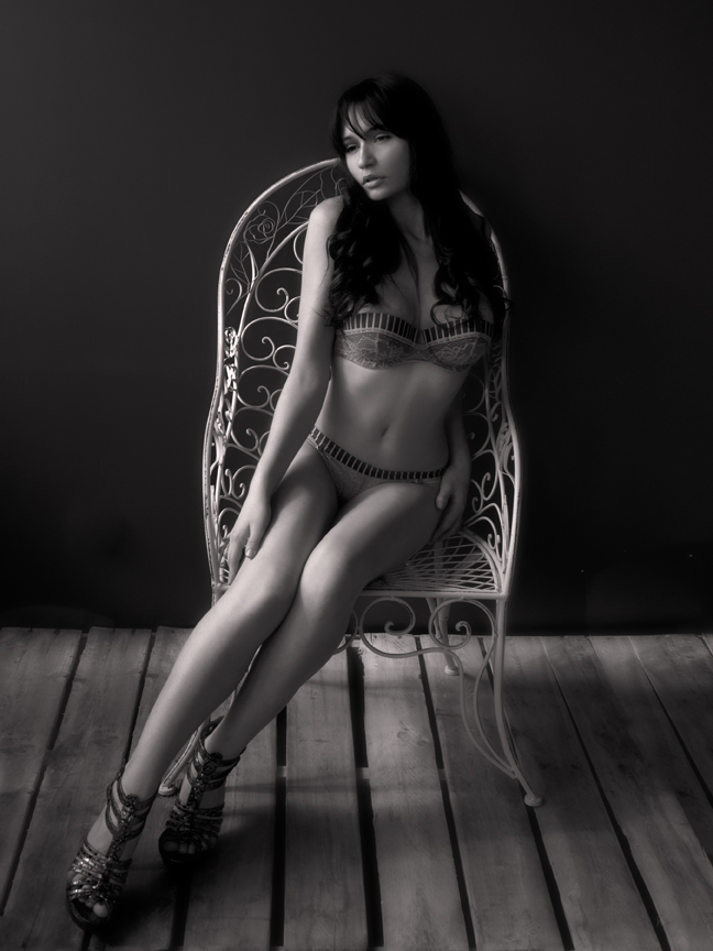 Female model photo shoot of Black Lotus Photography