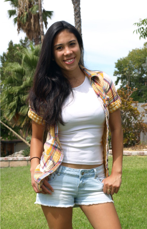 Female model photo shoot of Alejandra T Anaya in Riverside