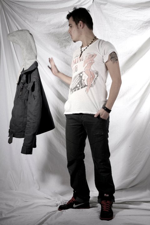 Male model photo shoot of Metehan Cetinkaya