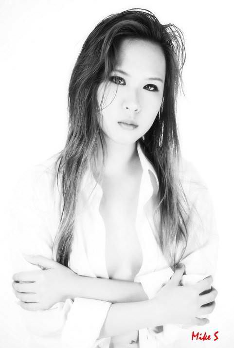 Female model photo shoot of Michelle Hwang