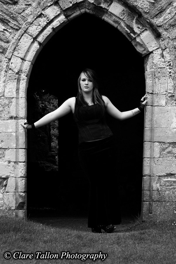 Female model photo shoot of Sarah-Elizabeth Johnson in netly abbey