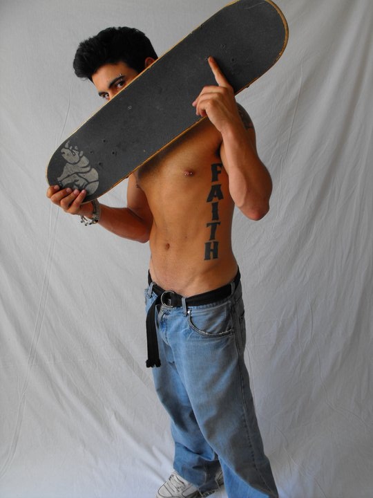 Male model photo shoot of Jaykingsme