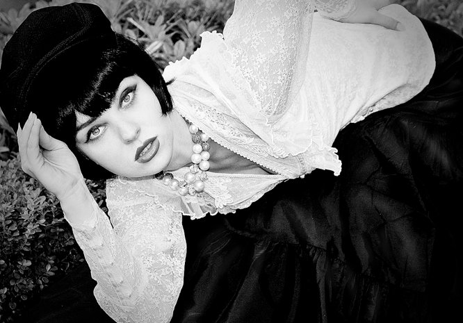 Female model photo shoot of Lana Penrose