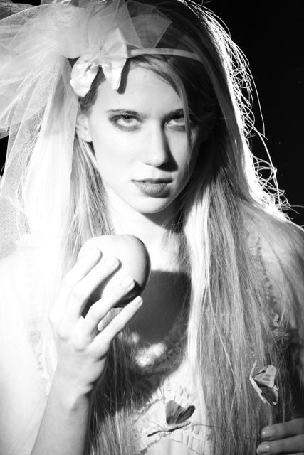 Female model photo shoot of Leila Avaris in Los Angeles, CA