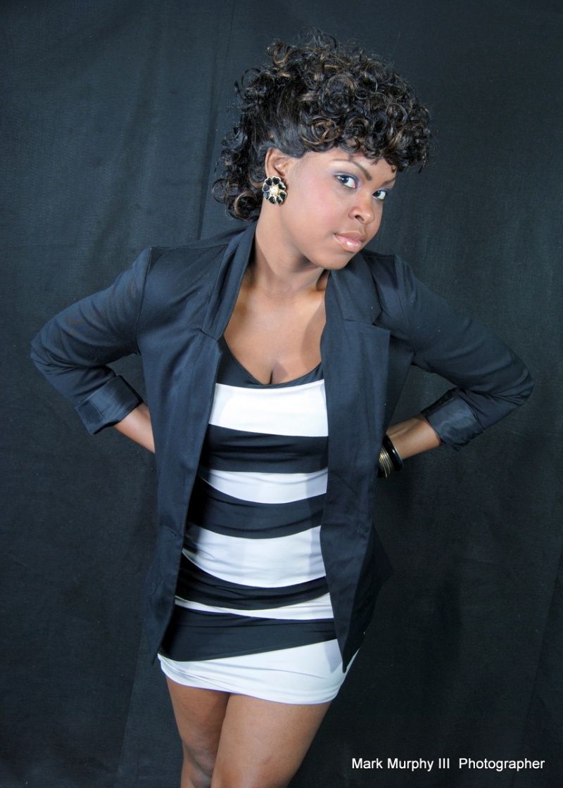 Female model photo shoot of Twoni Just Right by Mark Murphy III