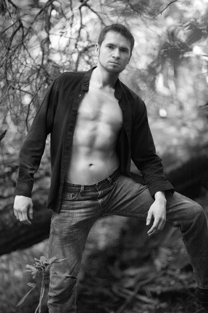 Male model photo shoot of Brent Merlin Ross by Darkwave Photographics