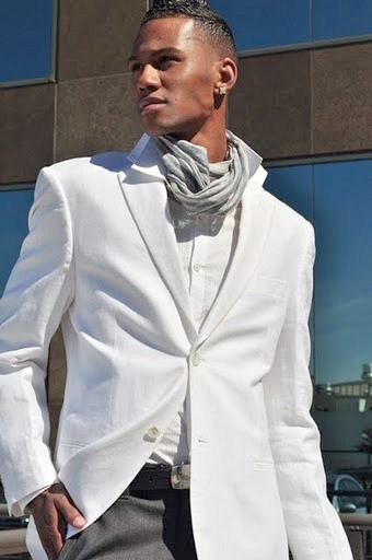 Male model photo shoot of Adrian Omari