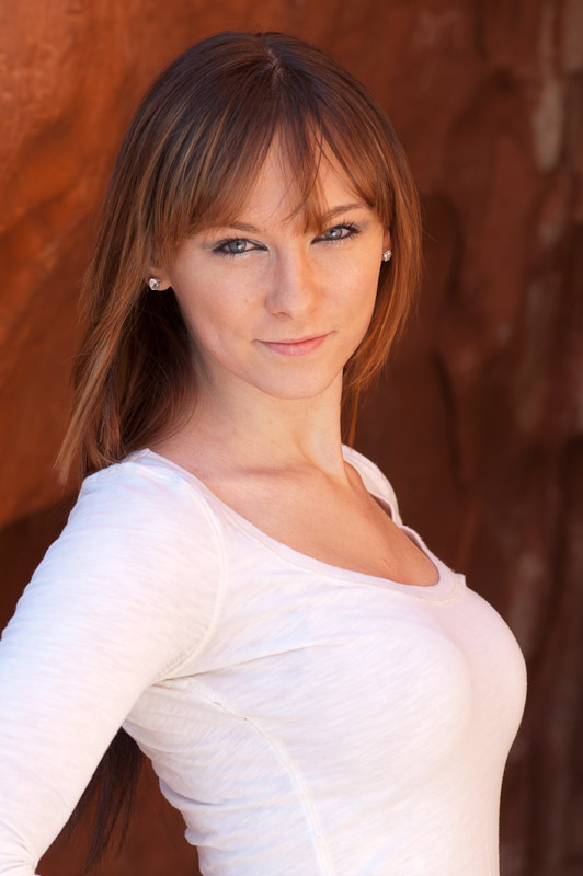 Female model photo shoot of Ariel Sayers by Five Star Photos in Garden of the Gods.
