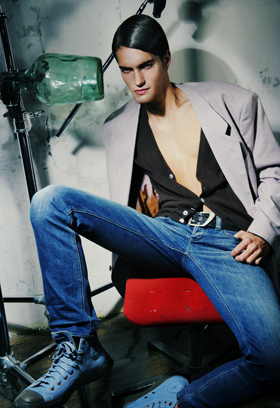 Male model photo shoot of Viacheslav Deriabin