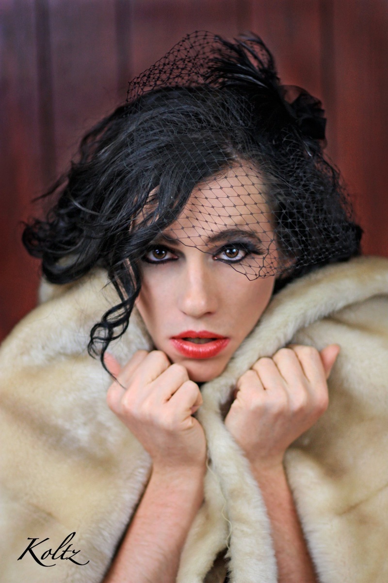 Female model photo shoot of Twig Noir Styling