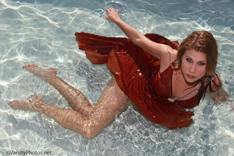 Female model photo shoot of Allison Lindsey Williams by Bob Bernardo
