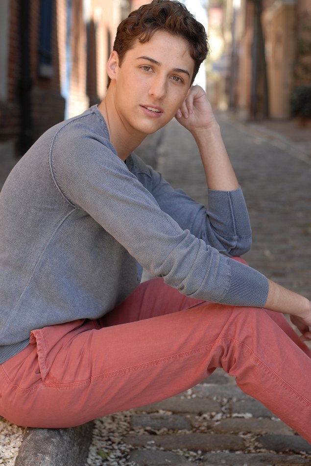 Male model photo shoot of JustinDavidBurns in Philadelphia