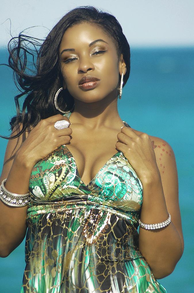 Female model photo shoot of jMonique10 in Miami,Fl