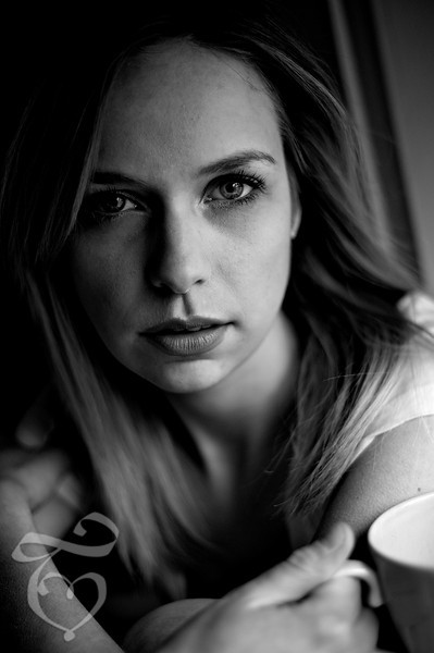 Female model photo shoot of Sara Frost by Chris Warkocki