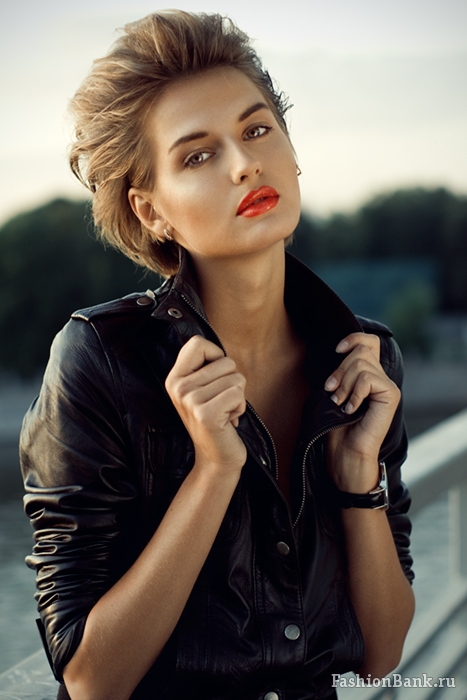 Female model photo shoot of Alisa Irimia in Moscow City