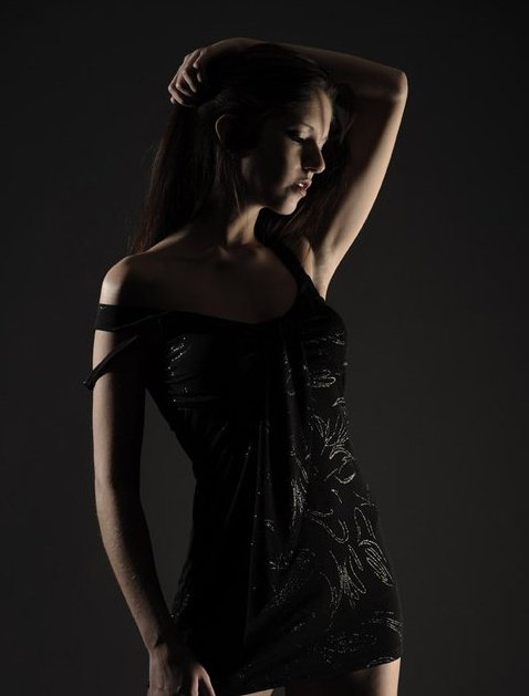 Female model photo shoot of Foreverdance