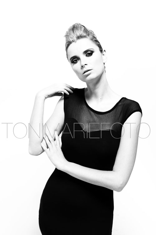 Female model photo shoot of Toni Marie Foto in Toronto