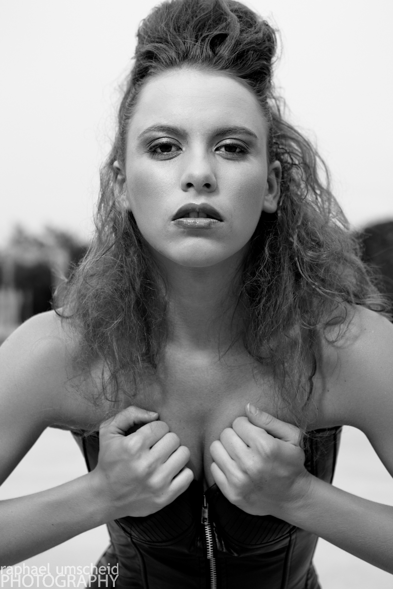 Female model photo shoot of Victoria Gracee  by raphael i
