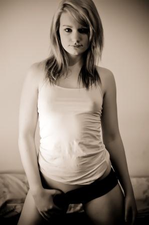 Female model photo shoot of Danniiii by Levi Tonkin