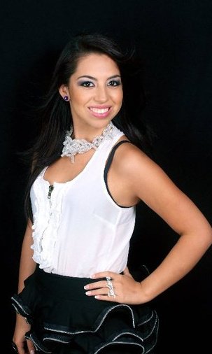 Female model photo shoot of Andrea Carolina  in Miami