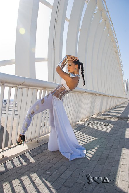 Female model photo shoot of Slava OrKID SAND