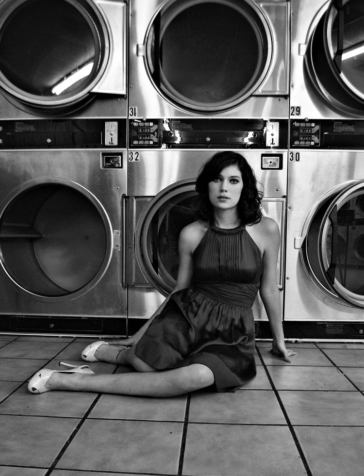 Female model photo shoot of Sarah Penelope Janes